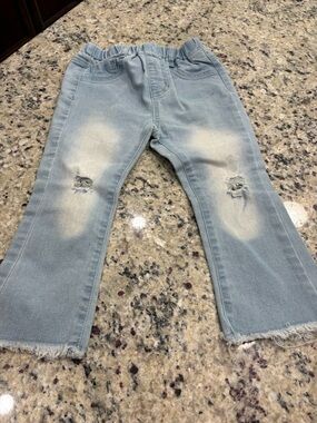 Shein light wash slight distress pull up denim jeans Size 2-3 years GUC